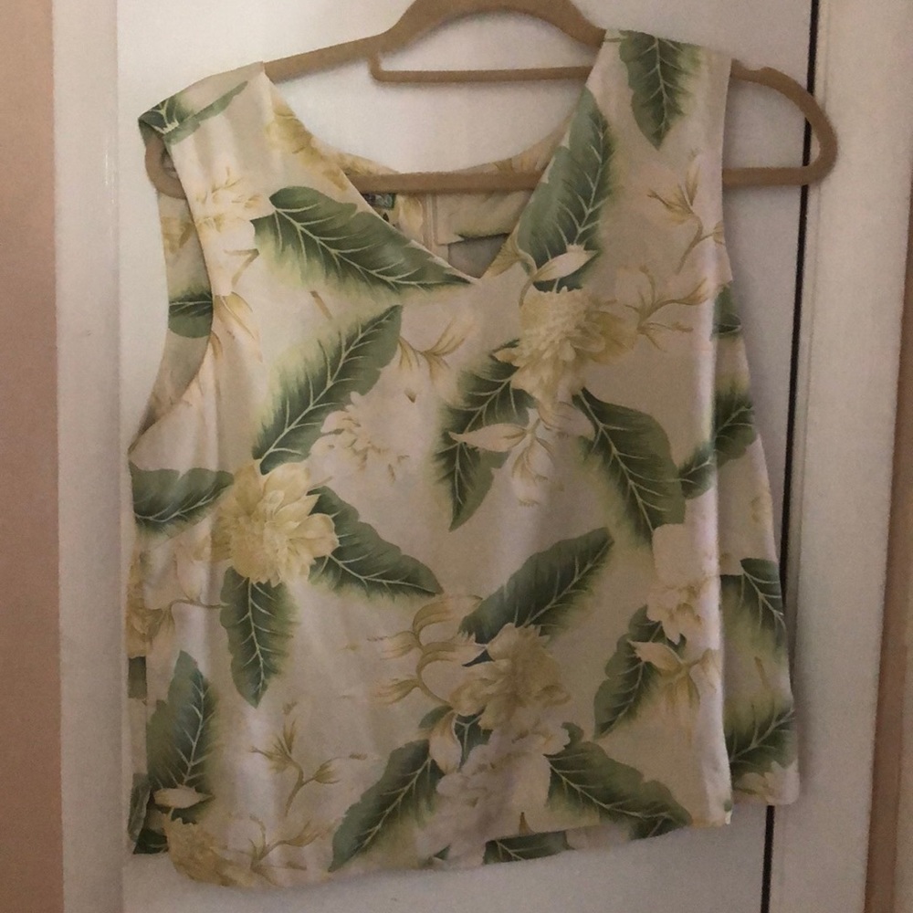 Tommy Bahama Silk Sleeveless top size Large